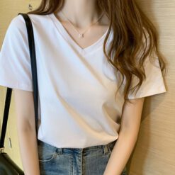 เสื้อยืดสไตล์เกาหลี